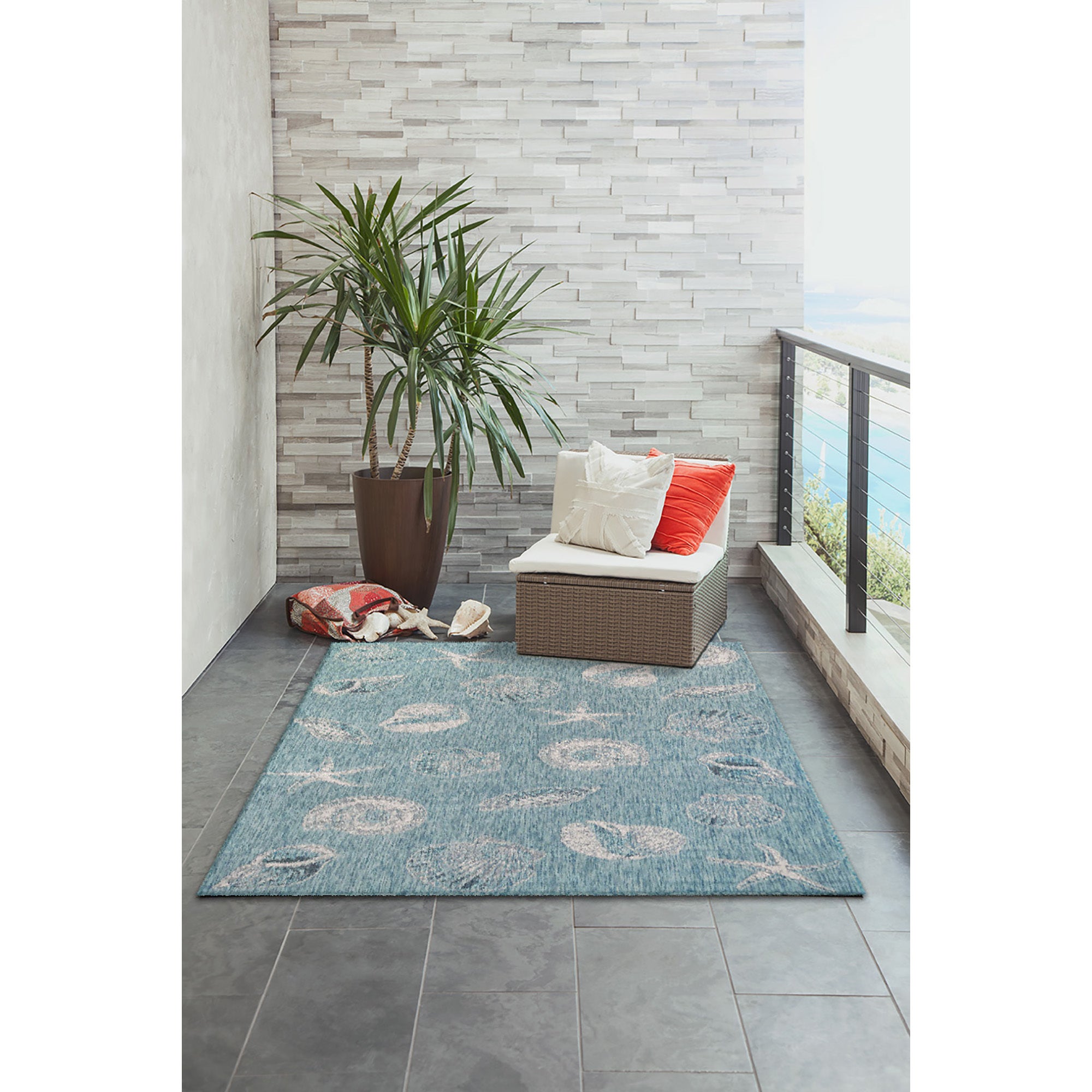 Liora Manne Carmel Indoor Outdoor Area Rug 7'10 x 9'10 Shells Aqua Liora Manne Carmel Indoor Outdoor Area Rug 7'10 x 9'10 Shells Aqua